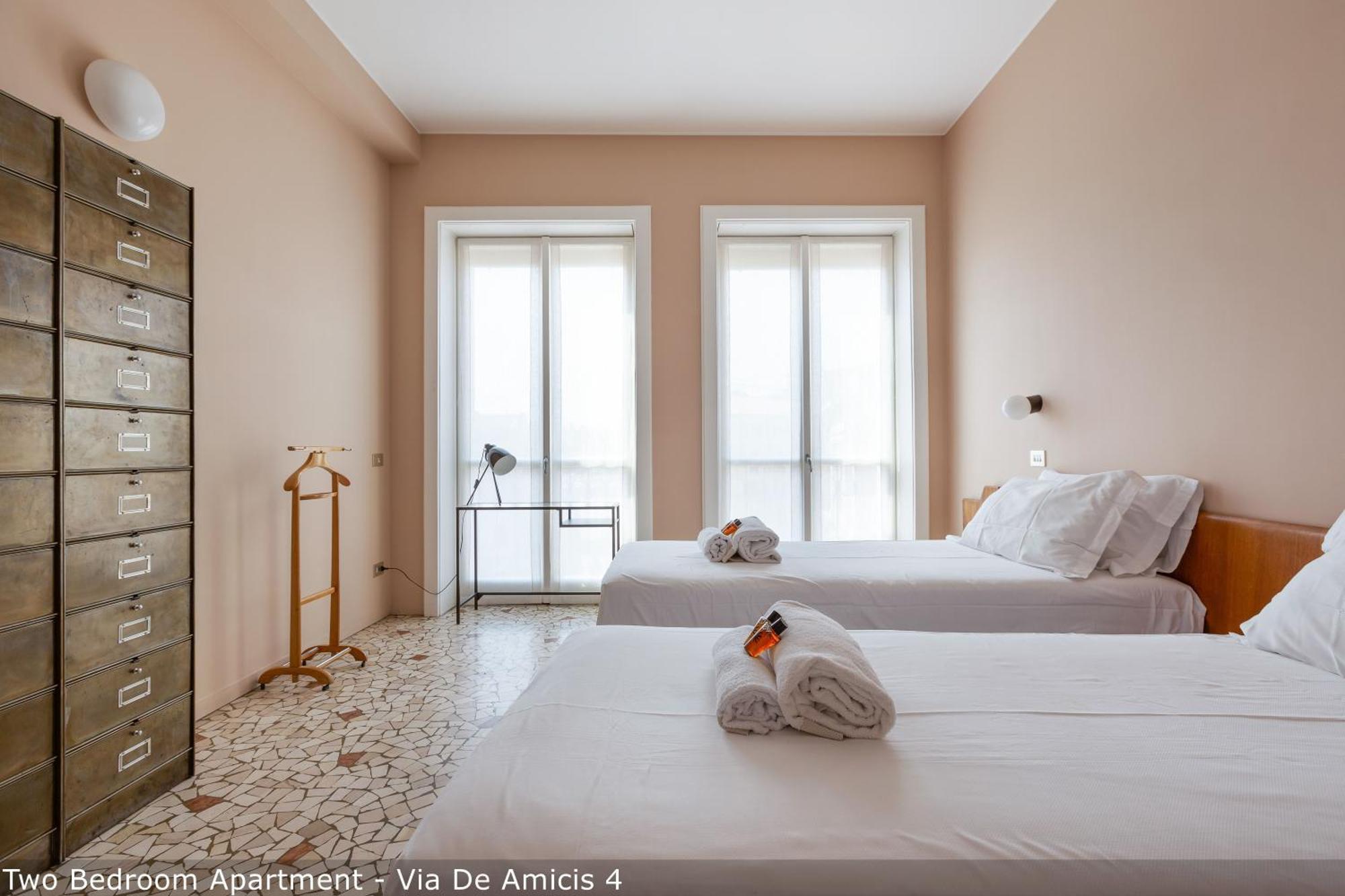 Brera Apartments In Porta Ticinese Milan Luaran gambar