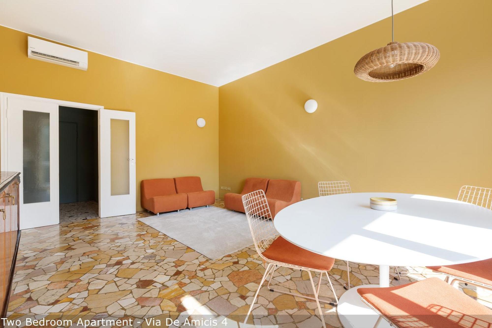 Brera Apartments In Porta Ticinese Milan Luaran gambar