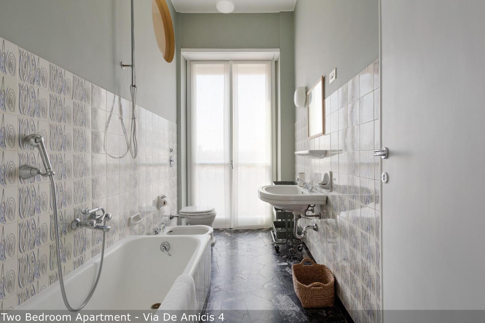 Brera Apartments In Porta Ticinese Milan Luaran gambar